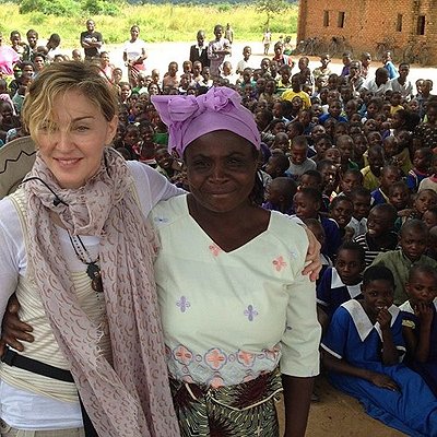 Власти Малави недовольны Мадонной