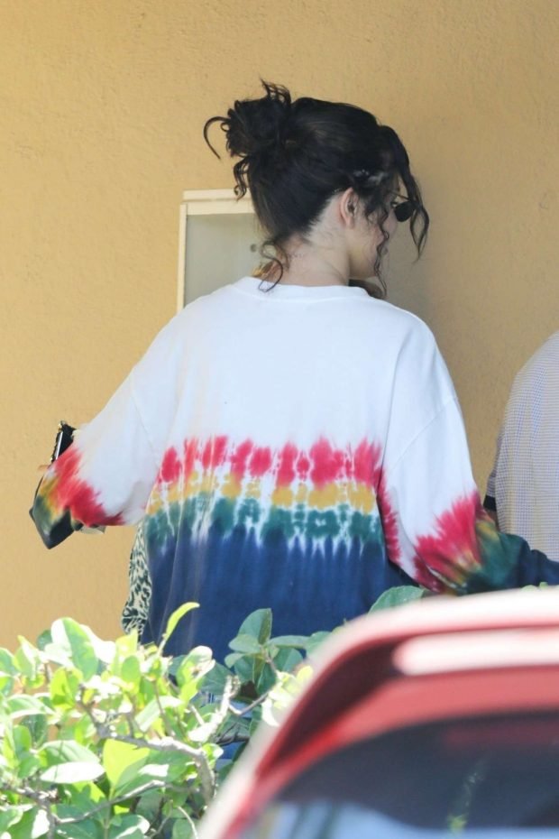 Selena Gomez: Exits a dermatologist office in Los Angeles-32
