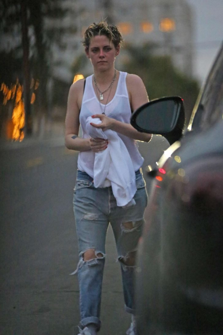 Kristen Stewart in Ripped Jeans - Out in Los Angeles