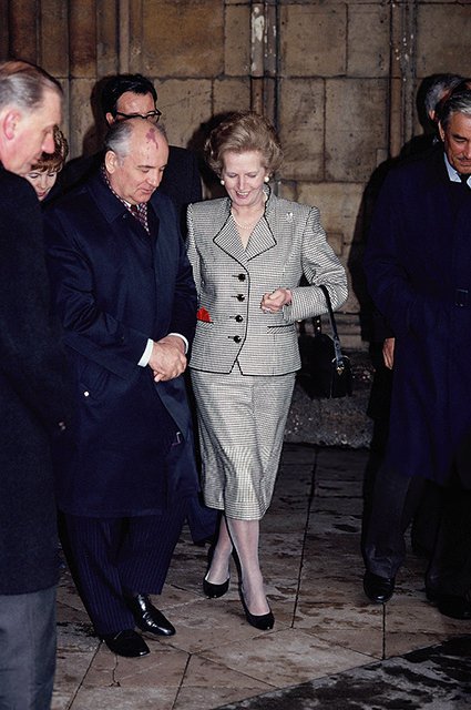 Первый и единственный президент СССР Михаил Горбачев и Маргарет Тэтчер