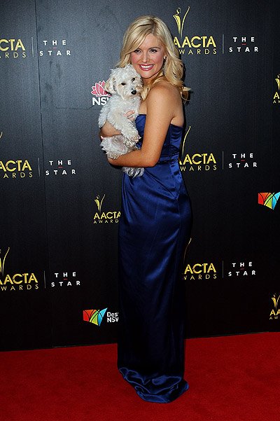 Люси Дурак на церемонии AACTA Awards в Австралии