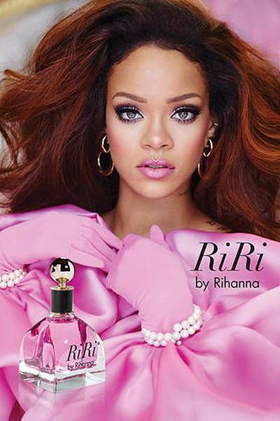 Рианна в рекламе парфюма RiR by Rihanna