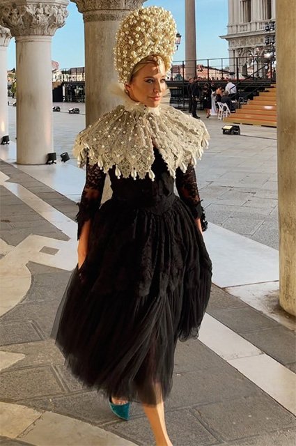 Виктория Шелягова в Dolce & Gabbana