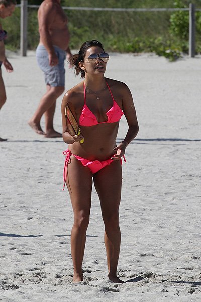Ева Лонгория на пляже в Майами