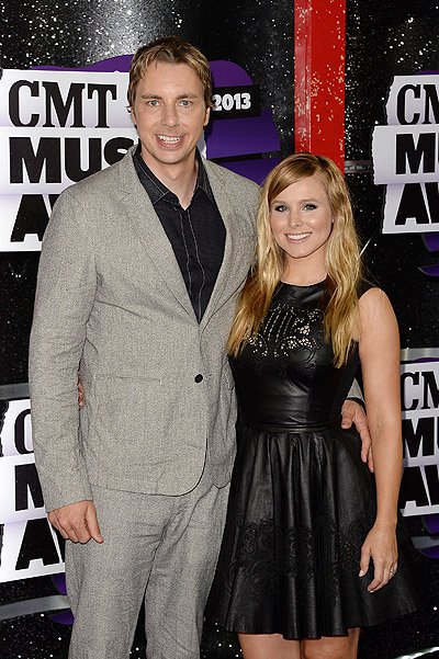 Декс Шепард и Кристен Белл на CMT Music Awards
