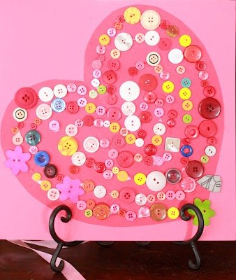 Button down a fun activity and craft with a button heart! What other shapes can you make for a button craft like this?