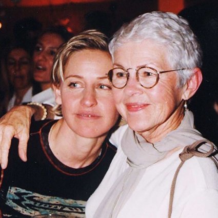 Эллен Дедженерес с мамой