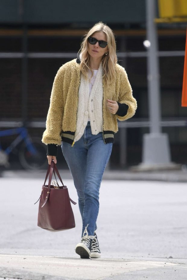 Sienna Miller: Out in New York -06