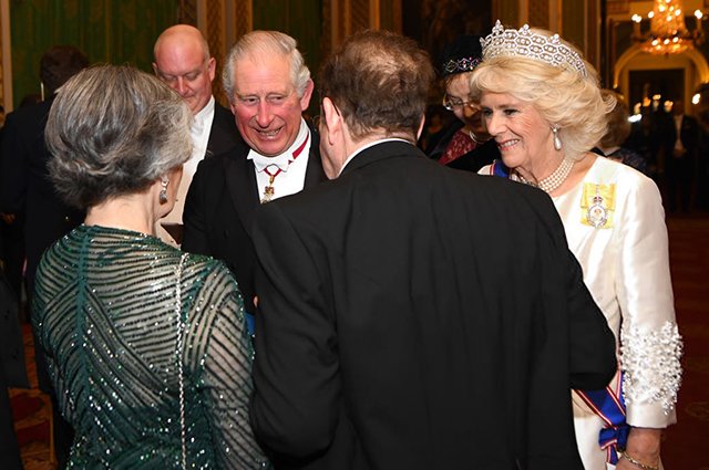 Принц Чарльз и герцогиня Корнуольская Камилла с гостями