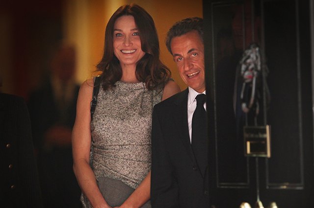 Николя Саркози с супругой Карлой Бруни