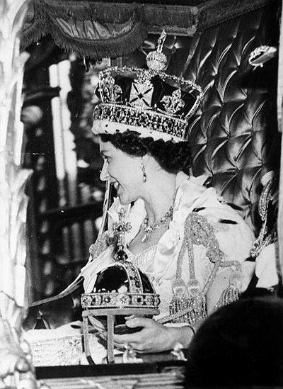60 лет со дня коронации Елизаветы II