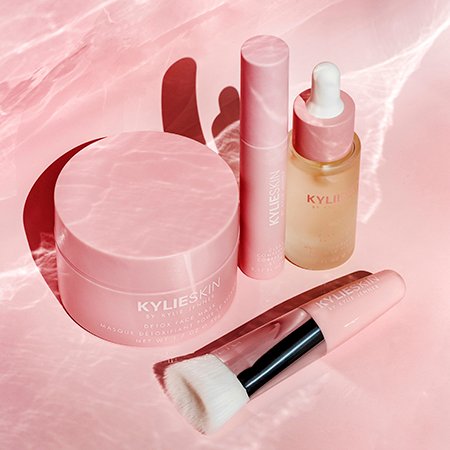 Коллекция Kylie Skin by Kylie Jenner для очищения и борьбы с несовершенствами
